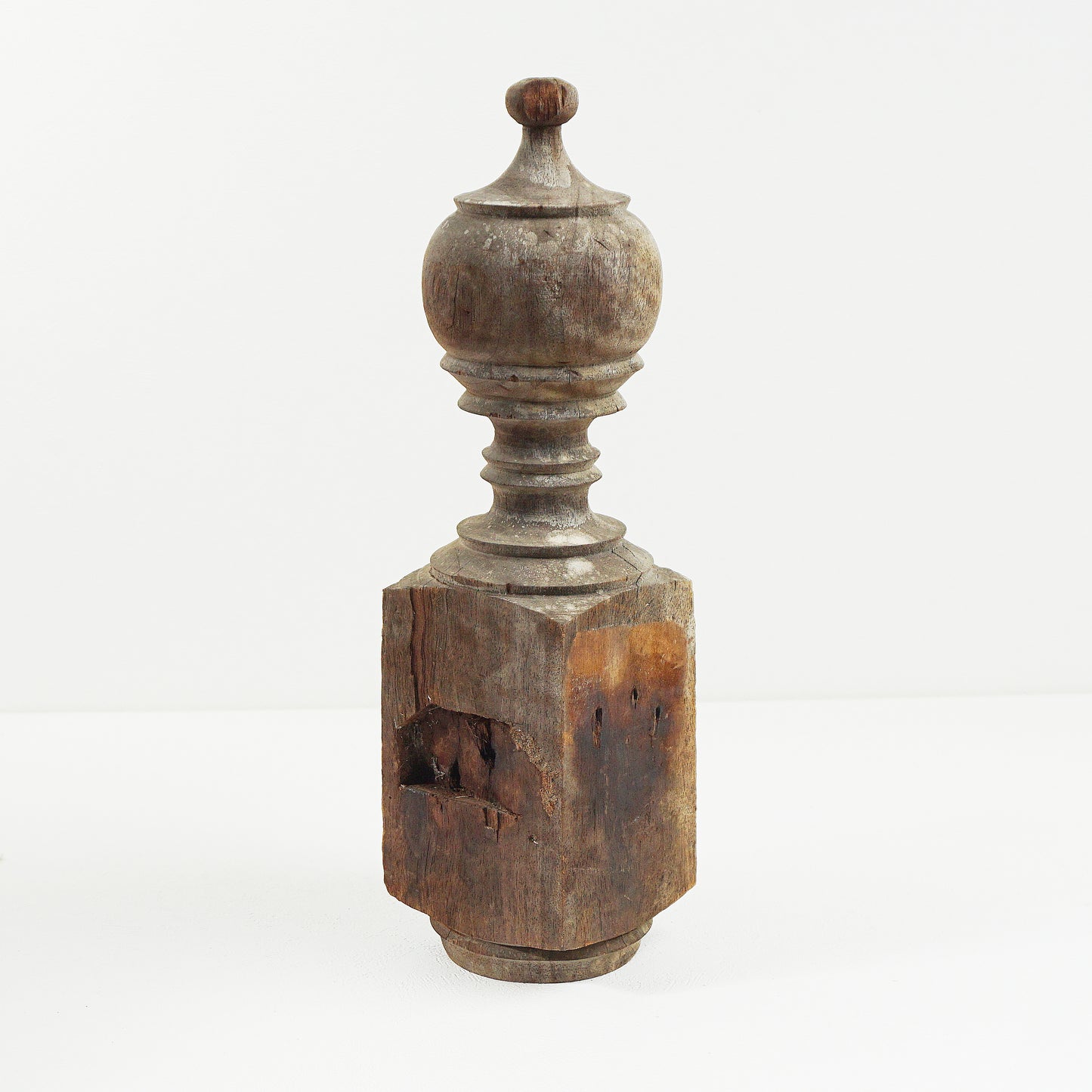 Antique Wooden Décor AWD-004