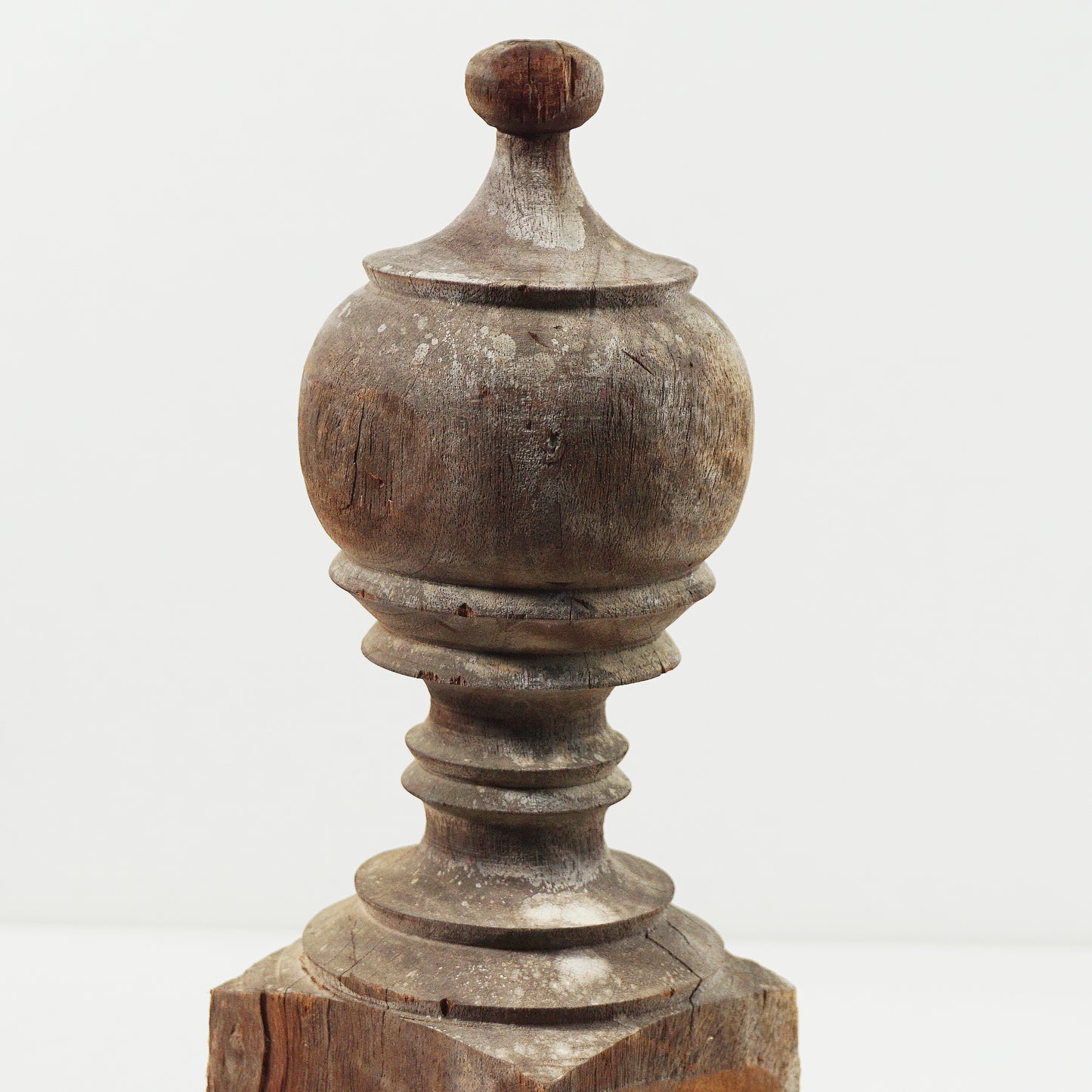 Antique Wooden Décor AWD-004