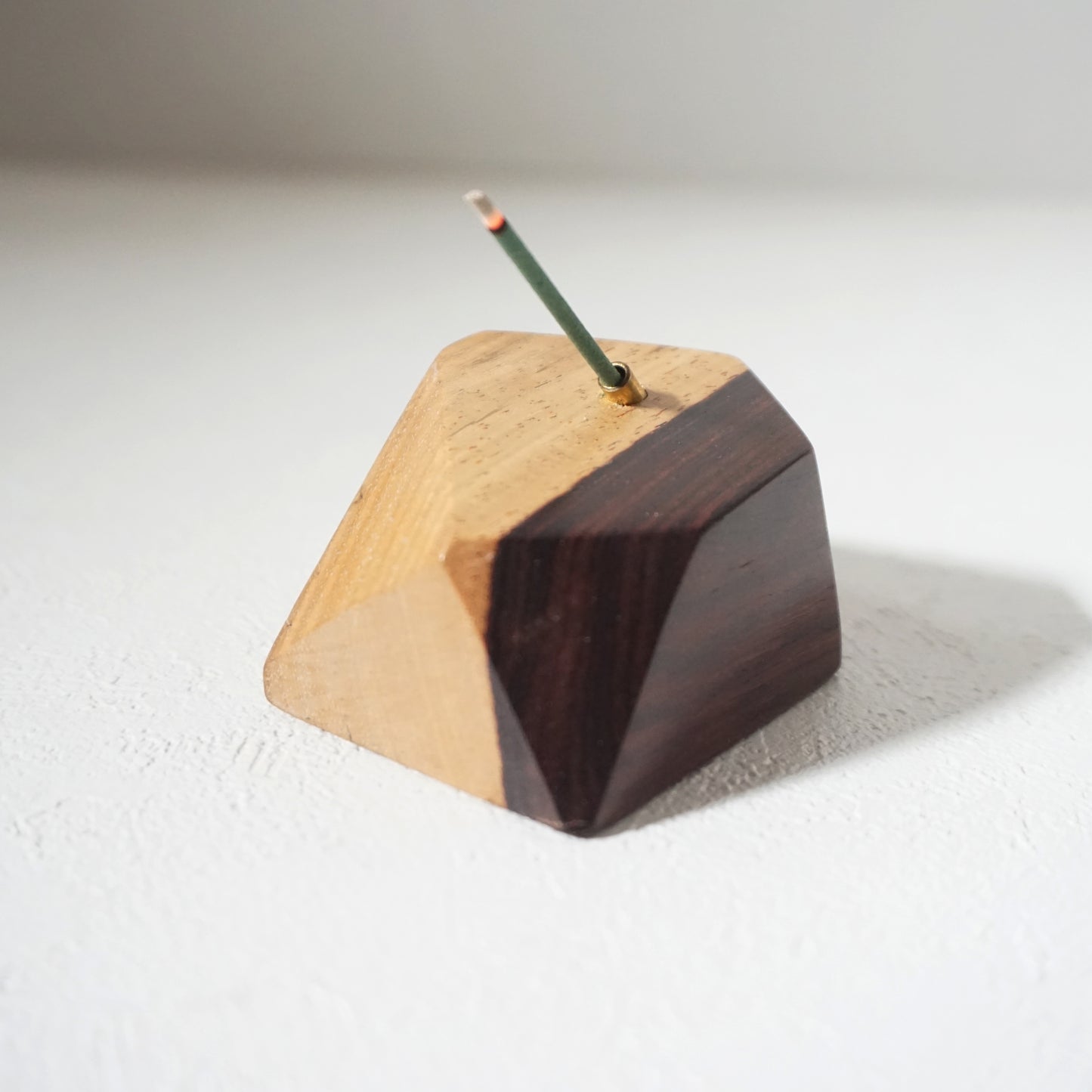 Old Wood Incense Holder-oo1